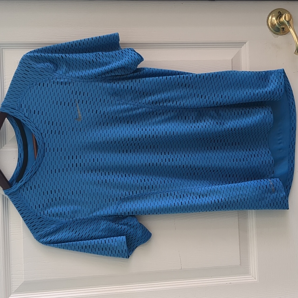 Nike dri fit tshirt - Picture 1 of 4